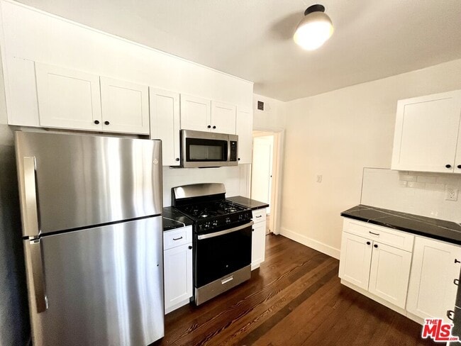 Building Photo - 1268 S Highland Ave