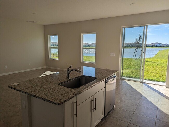 Building Photo - 10644 SW Vasari Way