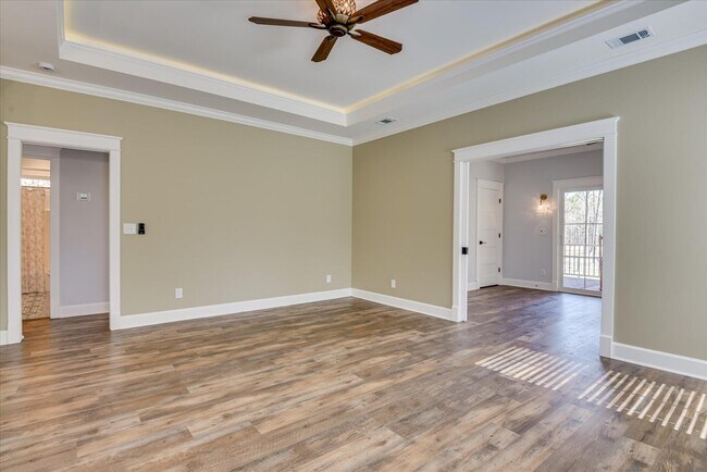 Building Photo - 400 Rish Store Rd