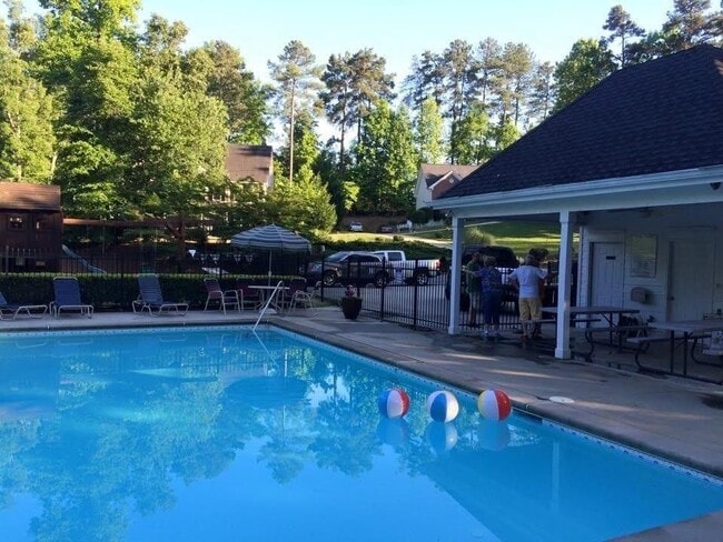 Building Photo - 3840 Pilgrim Mill Rd