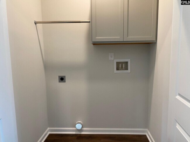 Building Photo - 220 Bluewing Dr