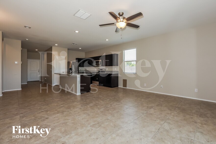 Building Photo - 11388 E Wallflower Ln