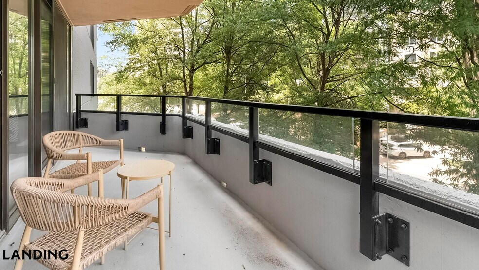 Building Photo - 1550 Clarendon Blvd