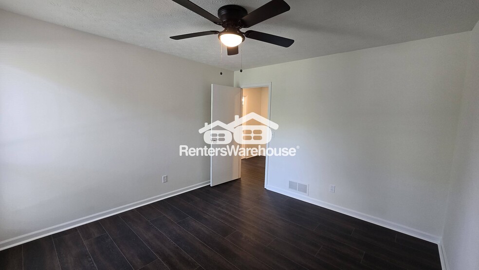 Building Photo - 5229 Rockbridge Dr