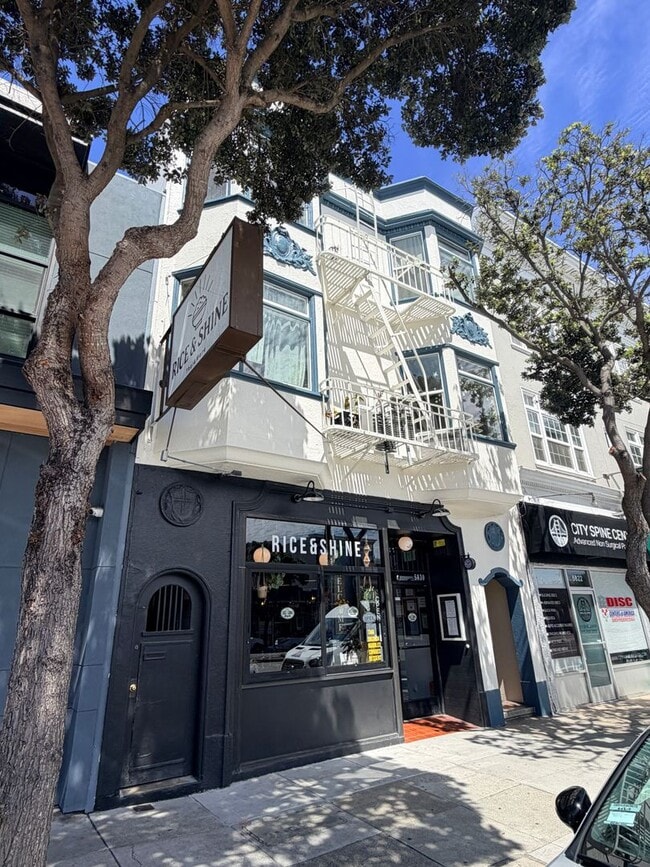 Building Photo - 5826 Geary Blvd