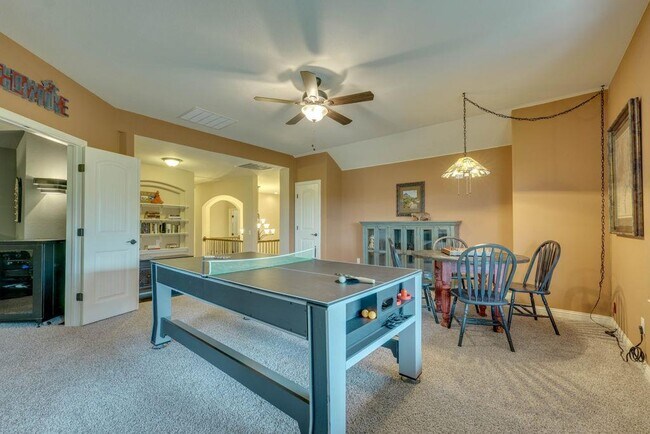 Building Photo - 308 Duffy Ln