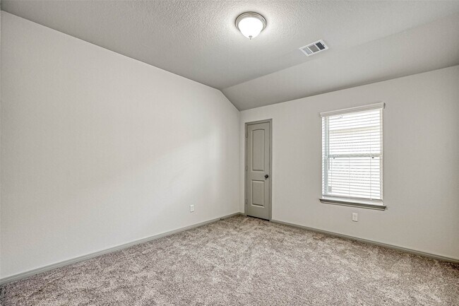 Building Photo - 7910 Cypress Country Dr