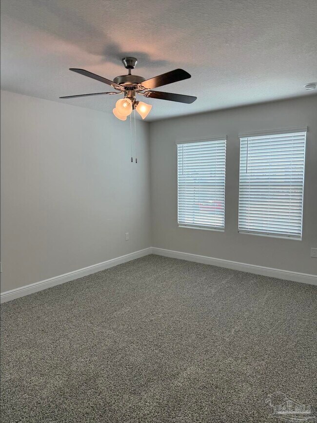 Building Photo - 3984 Pendragon Cir