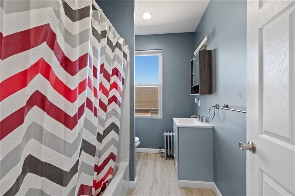 Building Photo - 18 Loreto St