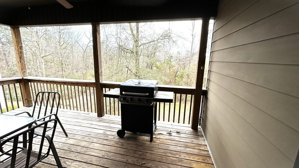 Building Photo - 442 Stanfield Dr