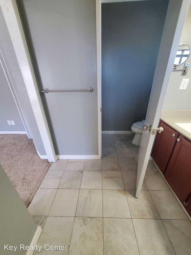 Building Photo - 3 br, 2.5 bath House - 8700 Brittany Park ...