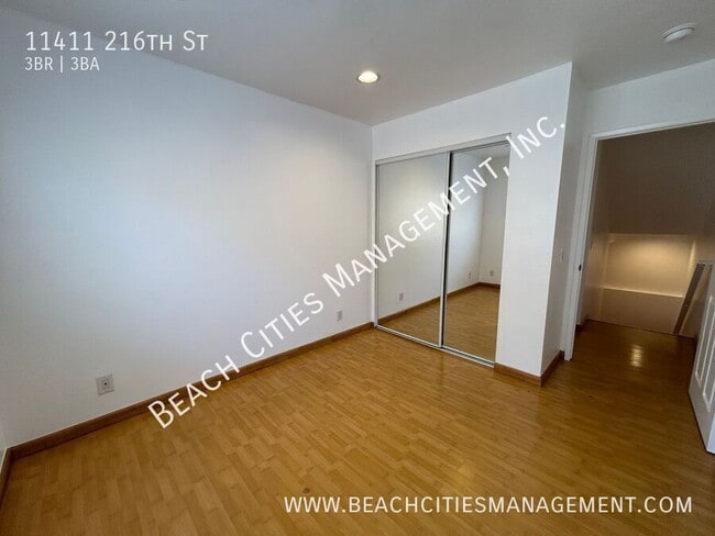 Building Photo - 11411 216th St