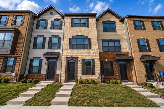 Building Photo - Brand New Luxury Town house for Rent!