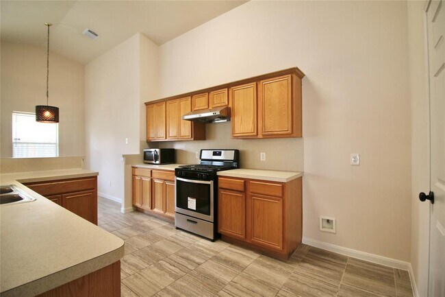 Building Photo - 2650 Sable Ridge Ln