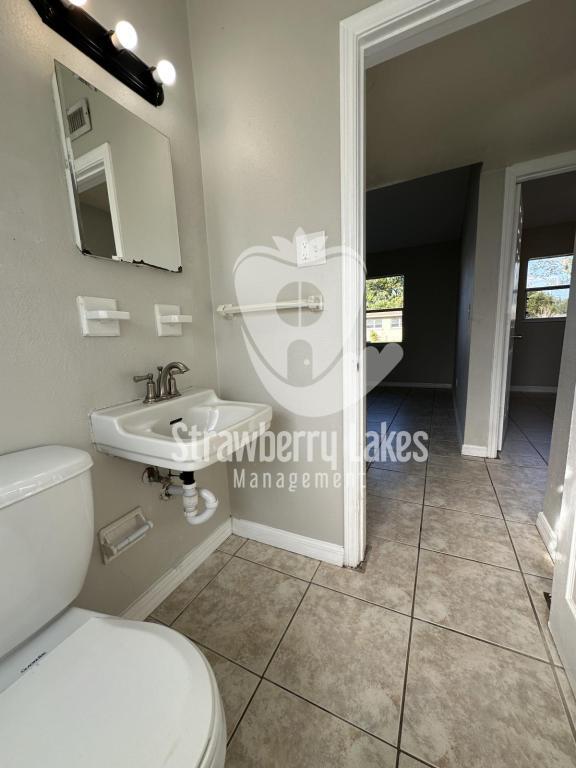 Building Photo - 2816 Dixie Rd