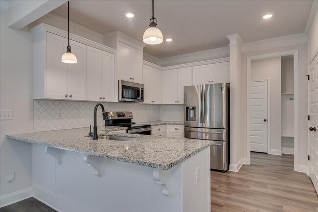 Building Photo - 528 Fermoy Ln