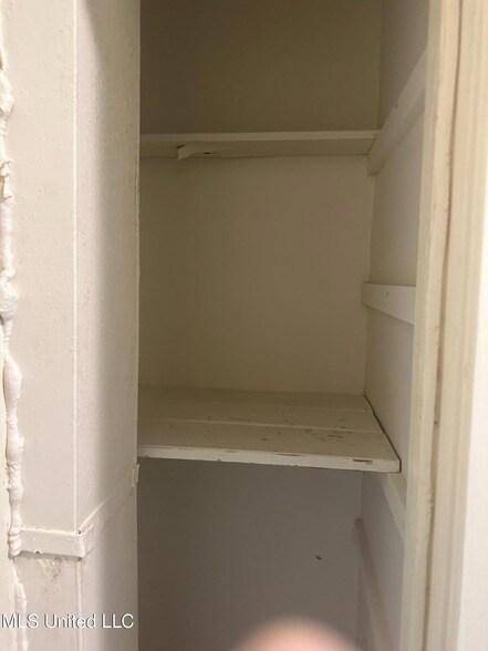 Building Photo - 3564 Cowan Pl