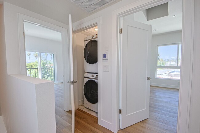 Building Photo - 2850 Virignia