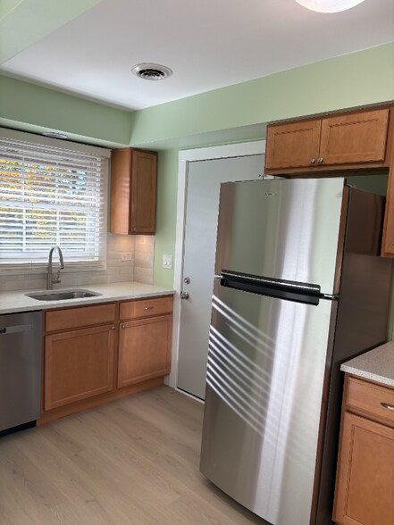 Building Photo - 235 Washington Square