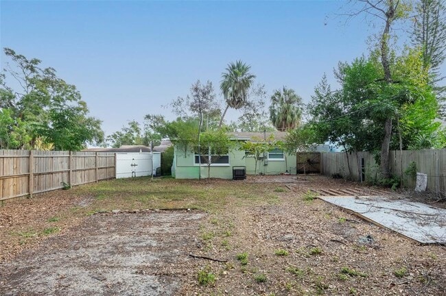 Building Photo - 727 14th St S