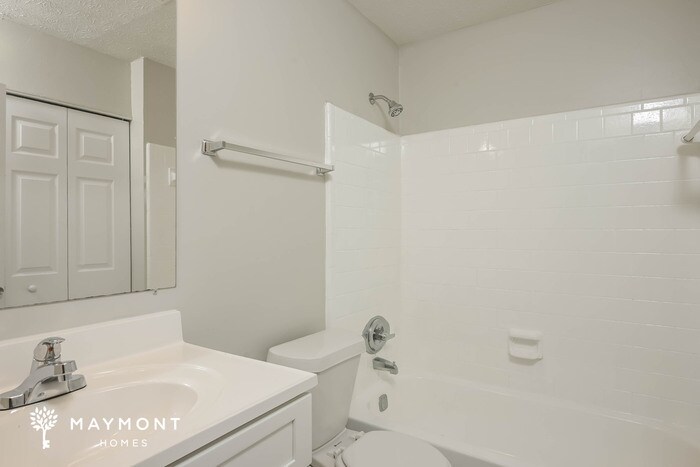Building Photo - 4602 Garden Hills Dr