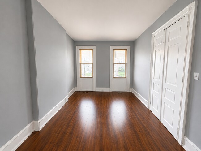 Building Photo - 112 Haws Ave