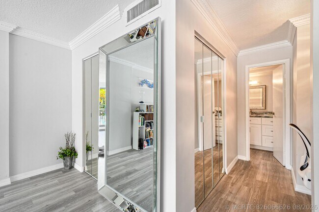 Building Photo - 3546 S Ocean Blvd