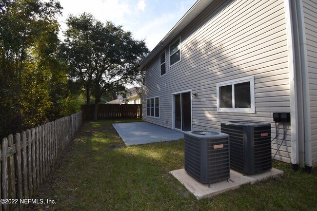 Building Photo - 1210 Dawn Creek Ct