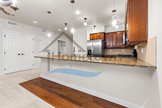 Building Photo - 355 W Waterside Dr