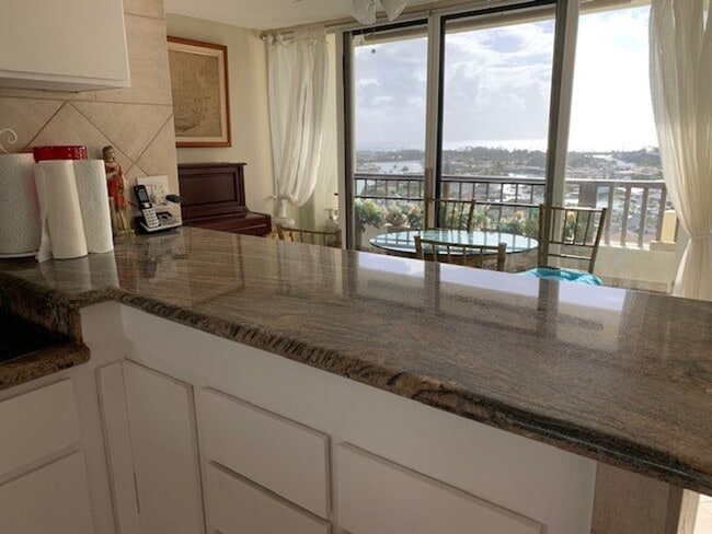 Building Photo - Mostly Furnished 2BR/2BA Condo – Ocean & M...