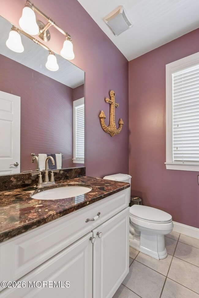 Building Photo - 45 E Pampano Dr