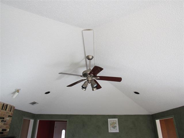 Building Photo - 2312 Blue Cypress Dr