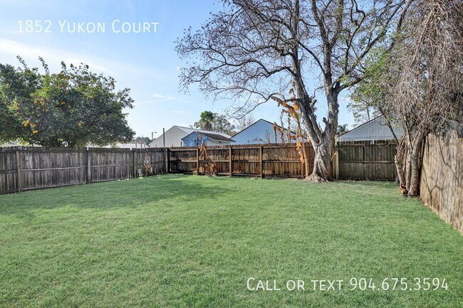 Building Photo - 1852 Yukon Ct