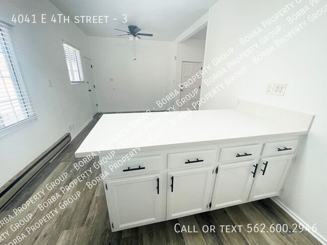 Building Photo - ** CHARMING 1 BED/1 BATH WITH PARKING INCL...