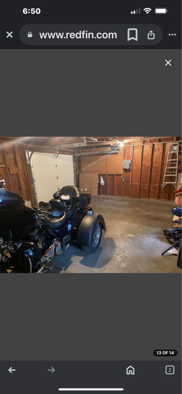 Building Photo - 922 7th St