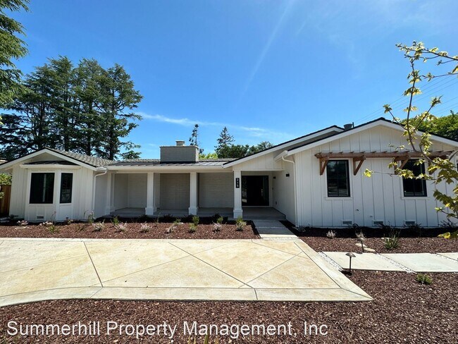 Building Photo - 4 br, 3 bath House - 215 Verano Drive