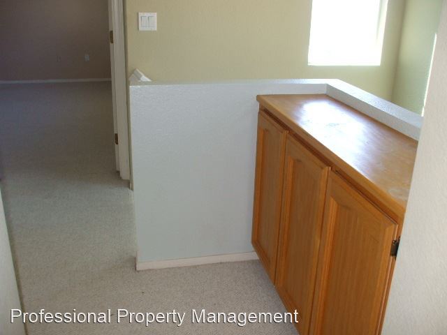 Building Photo - 3 br, 2.5 bath House - 226 Pacific Oak Court