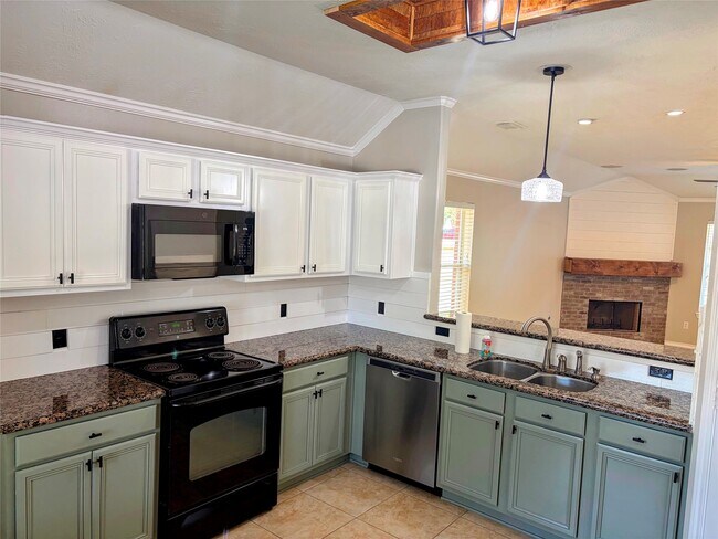 Building Photo - 21742 Winsome Rose Ct