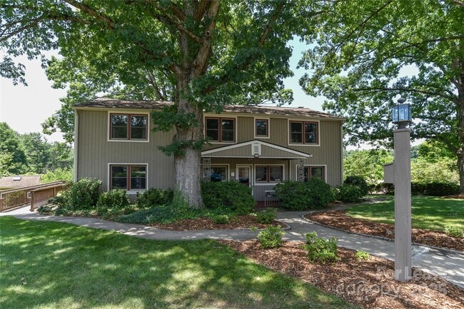 Building Photo - 108 Cloverleaf Ln