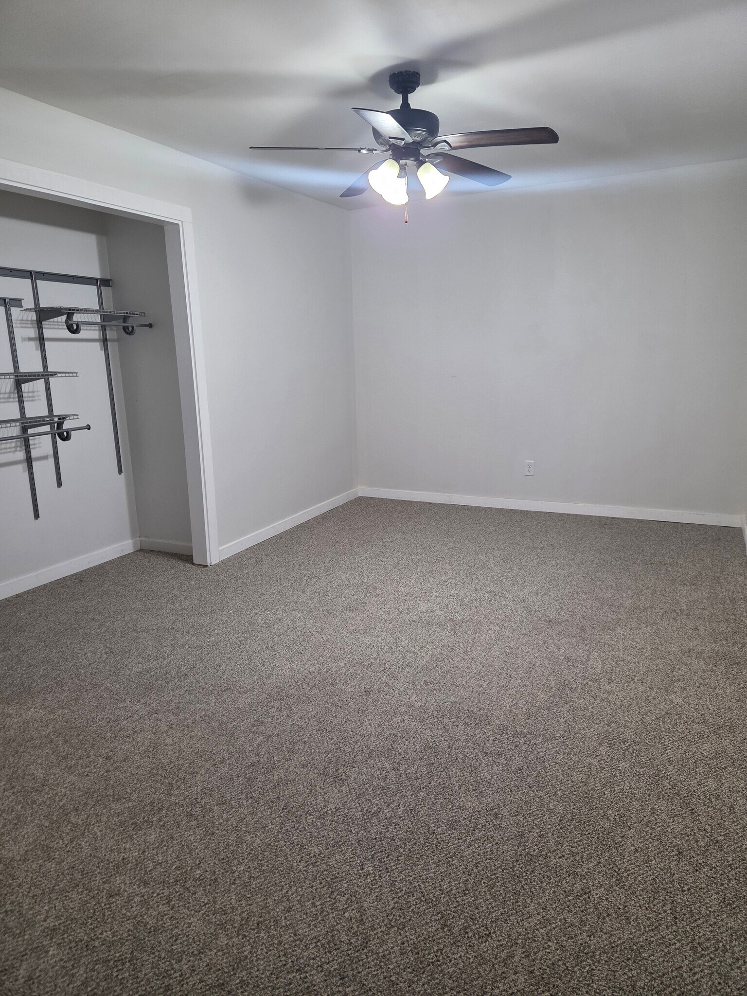 Building Photo - 3608 W 73rd Ct