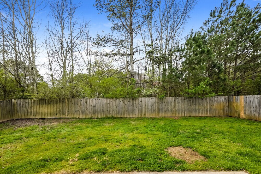 Building Photo - 4075 Whitfield Oak Way NE