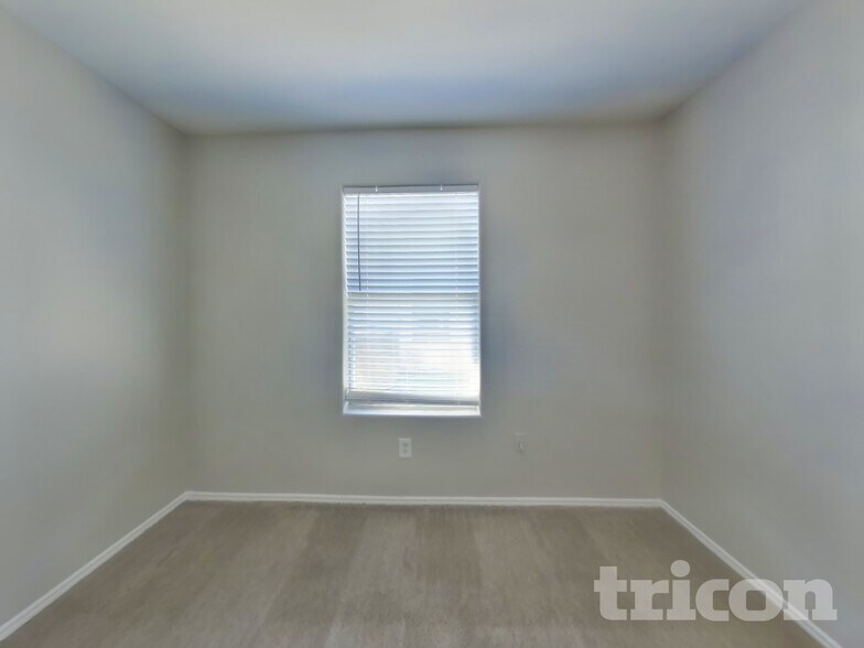 Building Photo - 614 Harpswell Ln