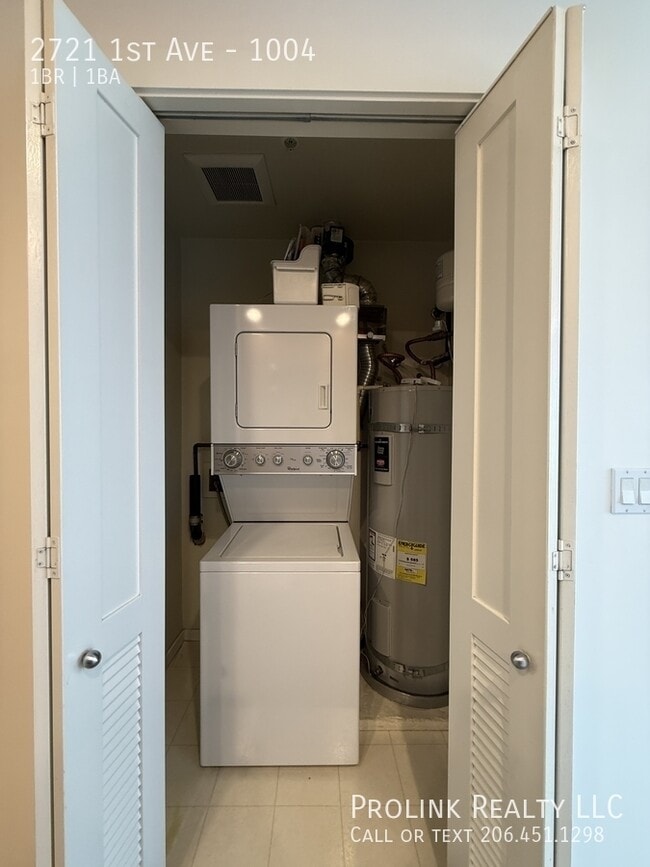 Building Photo - 2721 1st Ave