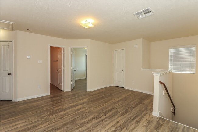 Building Photo - 22402 Clear Castle Dr