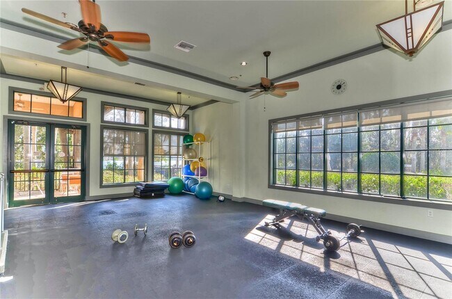 Building Photo - 7803 Blue Spring Dr