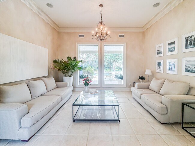 Building Photo - 38 E Thymewood Pl