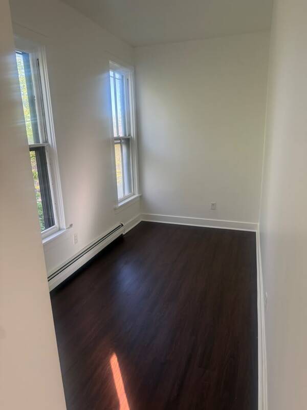 Building Photo - 475 S Pearl St