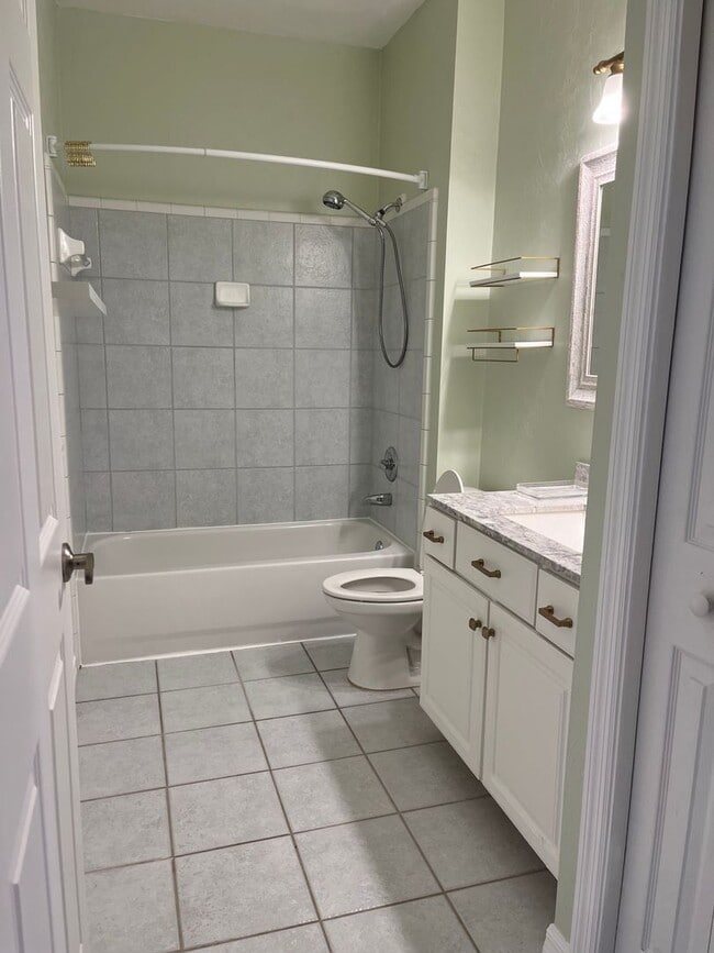 Building Photo - 3 BR 2 BA Home - Charleston Park In Fletcher's Mill