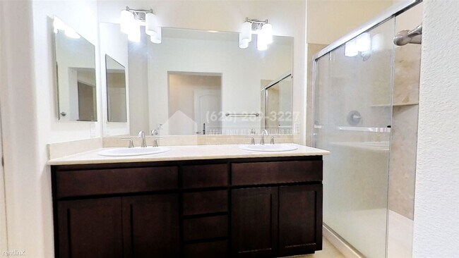 Building Photo - 3 br, 3 bath Townhome - 602 Cedarville Ln -