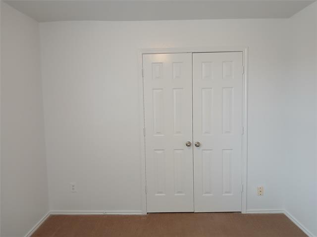 Building Photo - 517 Grant Ln